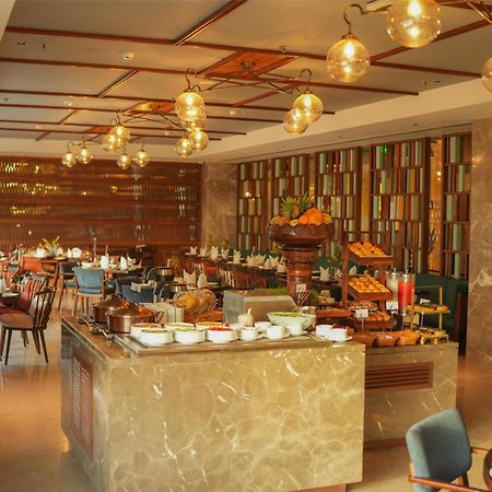 Radisson Hotel Vrindavan Luaran gambar