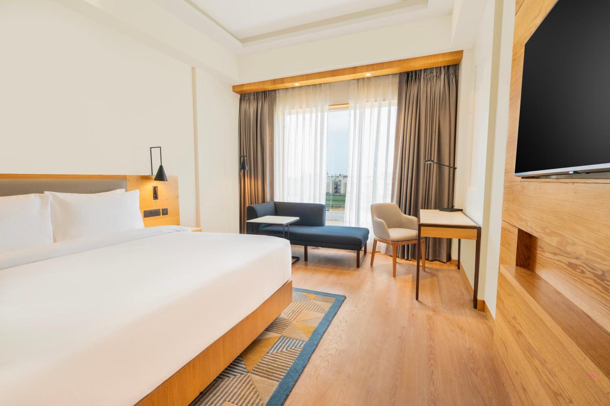 Radisson Hotel Vrindavan Luaran gambar