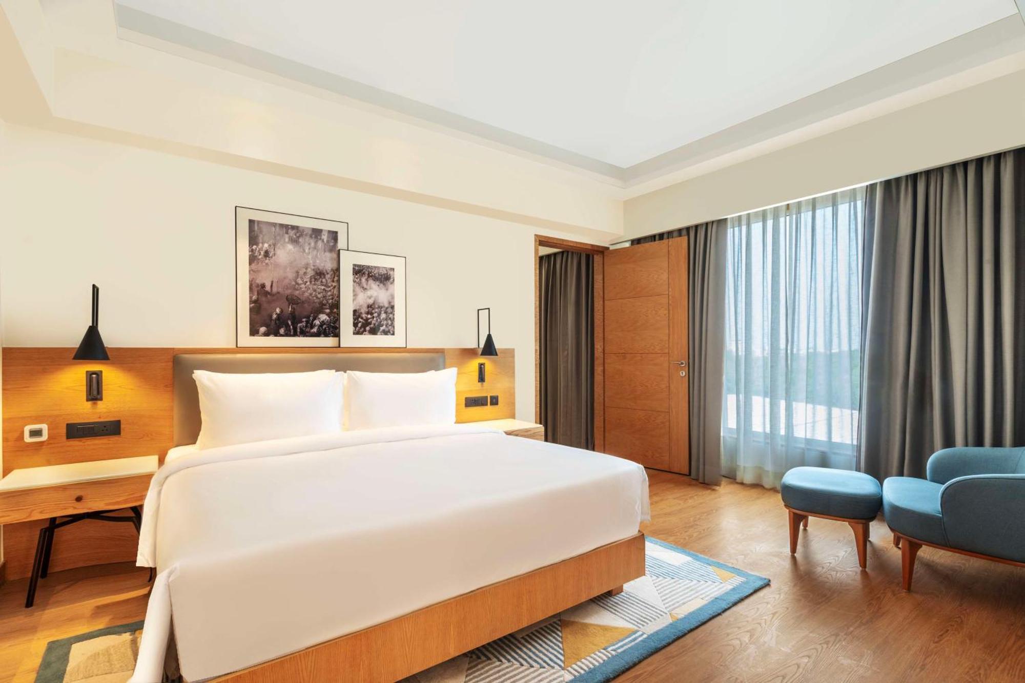 Radisson Hotel Vrindavan Luaran gambar